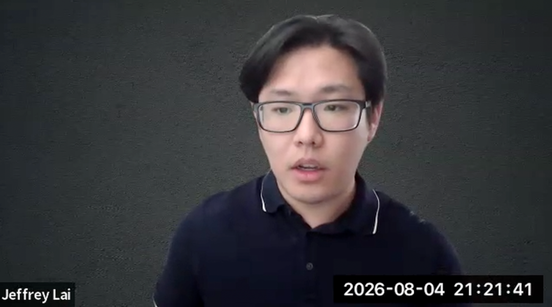 Jeffrey Lai presenting on artificial intelligence in education