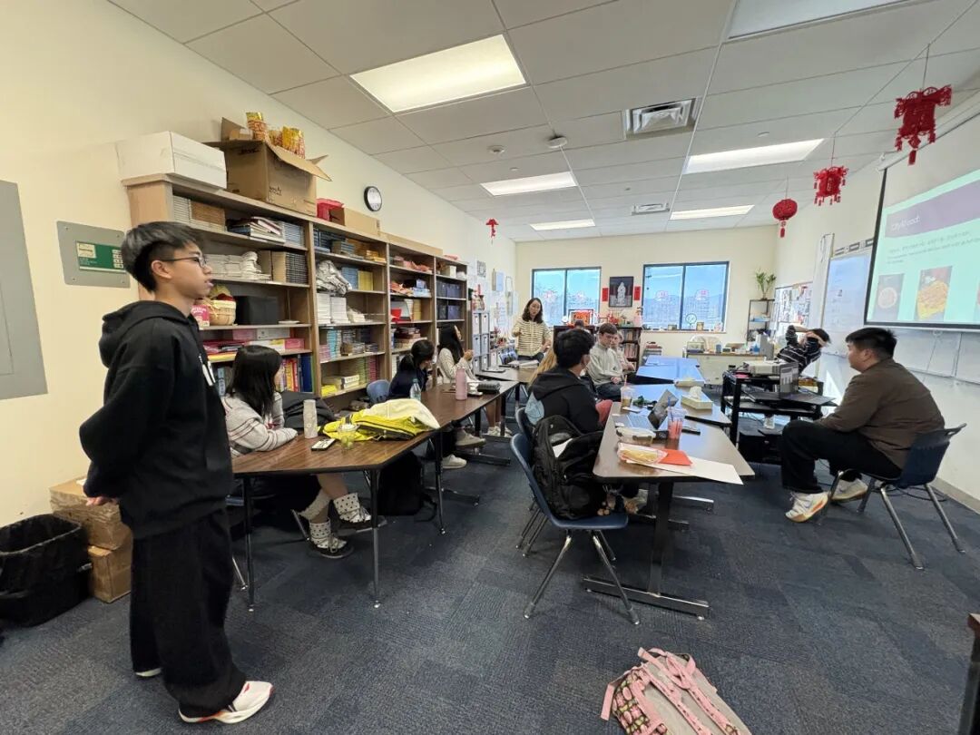 Classroom discussion during the winter program